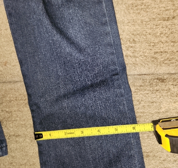 Classic Dark Blue Women's Skinny Jeans - Picture 7 of 8